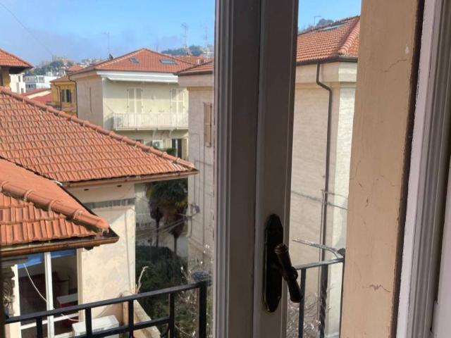 Appartamento in affitto a Adriatico, Marche