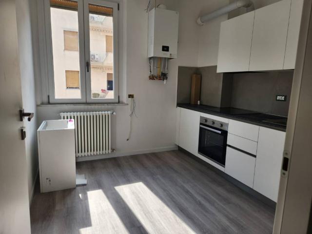 Appartamento in affitto a Marche, Ancona