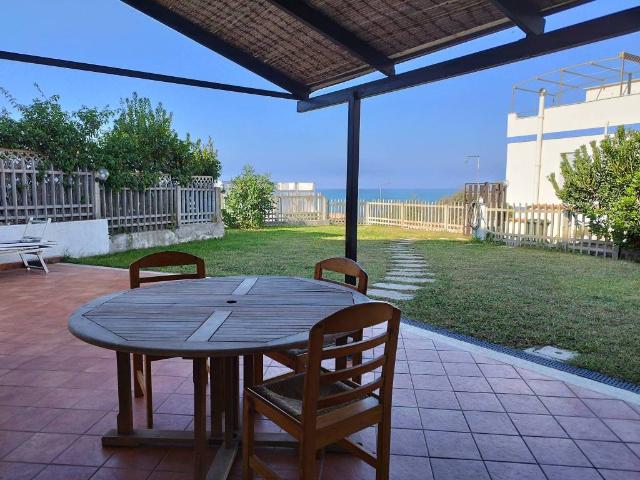 Appartamento in affitto a Lido di Enea, Roma Capitale