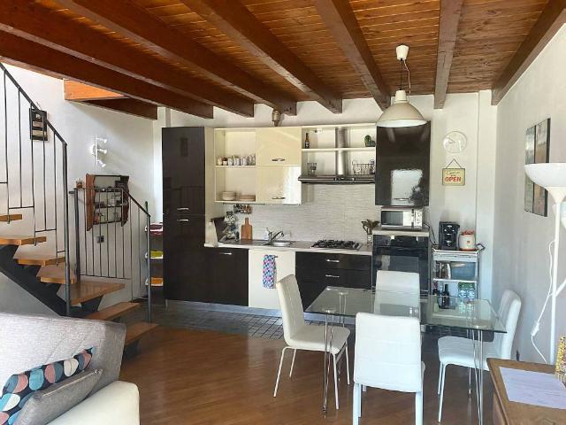 Appartamento in affitto a Arcore, Lombardia