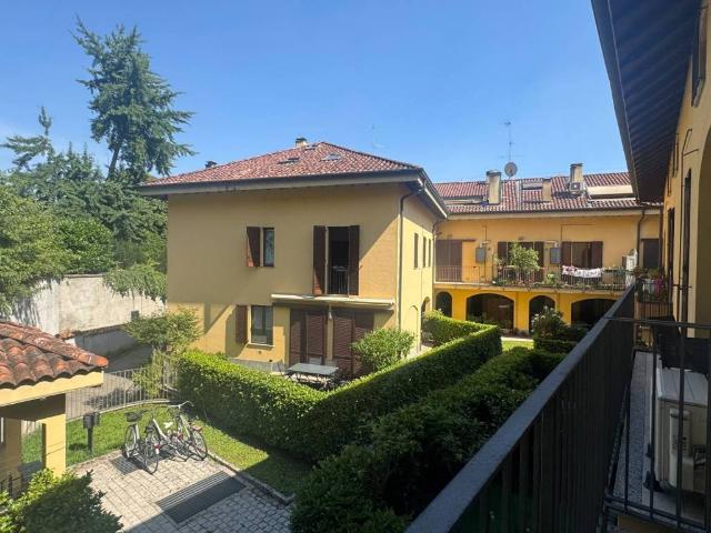 Appartamento in affitto a Arcore, Lombardia