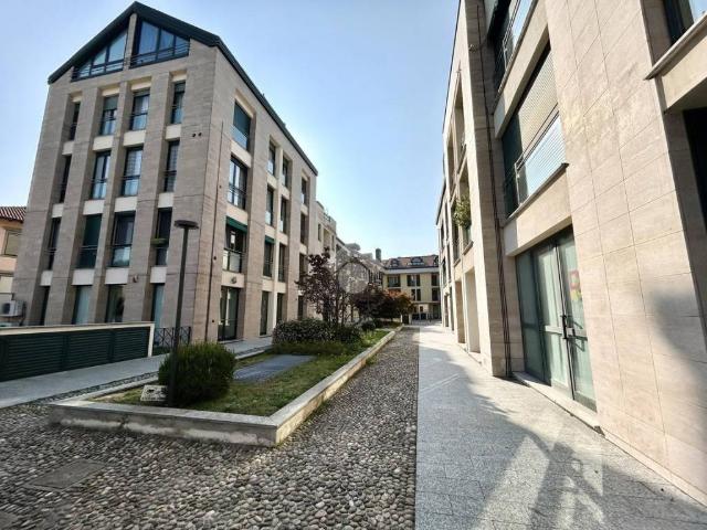 Appartamento in affitto a Arcore, Lombardia