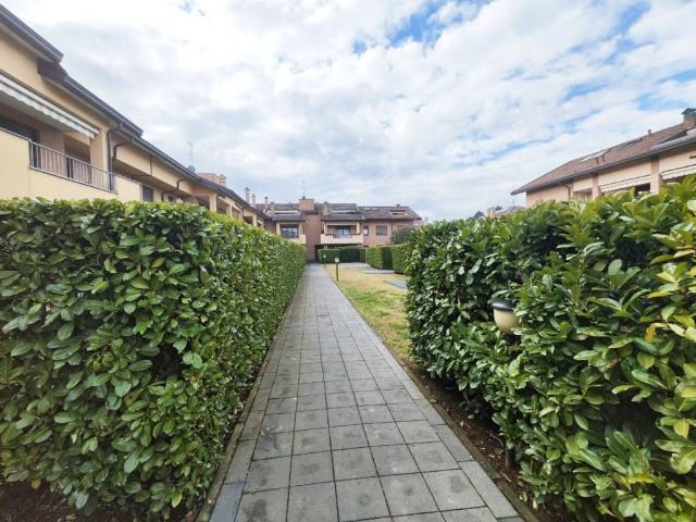 Appartamento in affitto a Cascina del Bruno, Arcore
