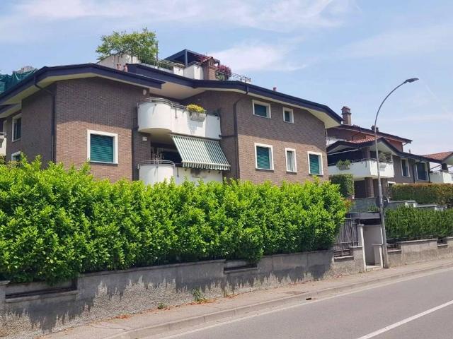 Appartamento in affitto a Arcore, Lombardia