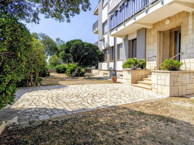 Appartamento in affitto a Centro Regina, Ardea