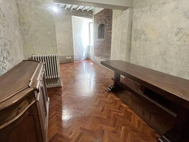 Appartamento in affitto a Palazzo Del Pero, Toscana
