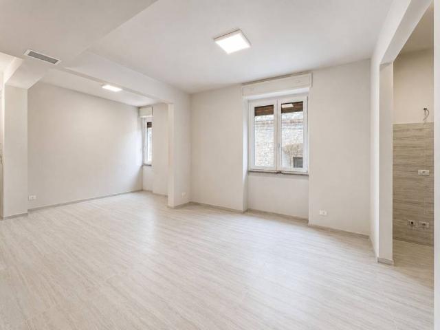 Appartamento in affitto a Palazzo Del Pero, Toscana