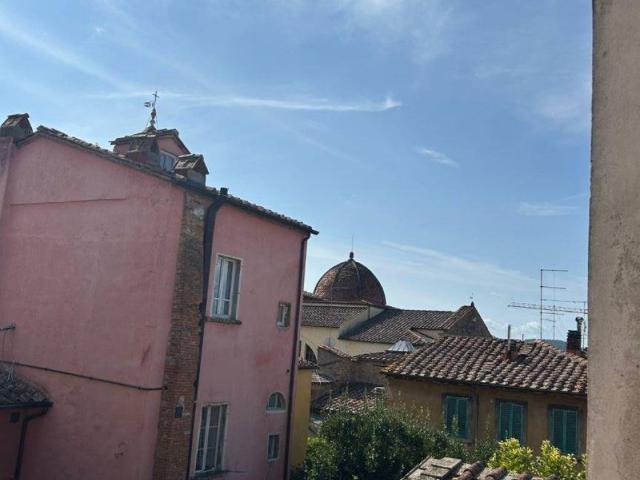 Appartamento in affitto a Palazzo Del Pero, Toscana