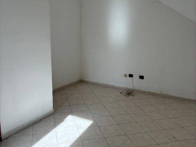 Appartamento in affitto a Arluno, Milano