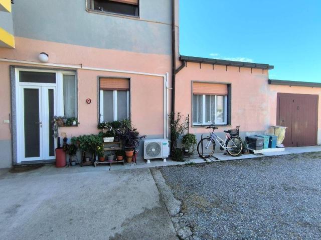 Appartamento in affitto a Arluno, Lombardia