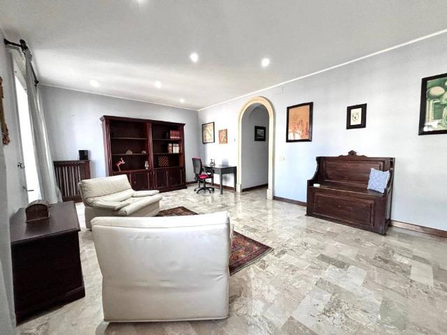 Appartamento in affitto a Puglia, Lecce