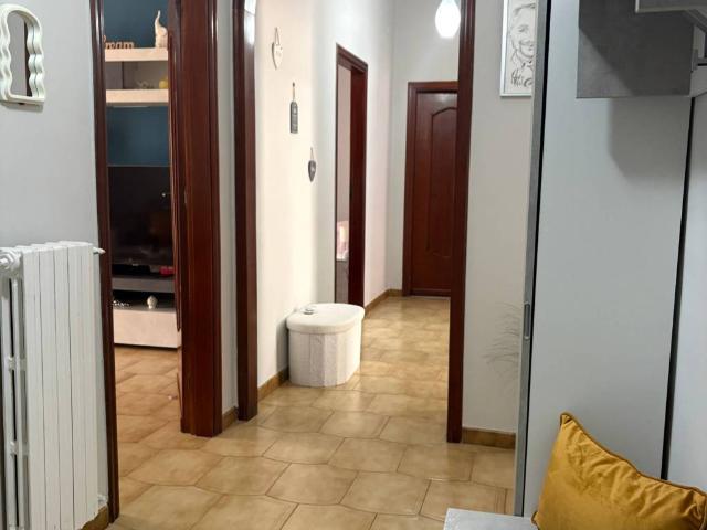 Appartamento in affitto a Arzano, Campania