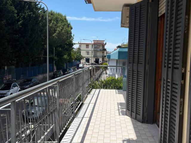 Appartamento in affitto a Arzano, Campania