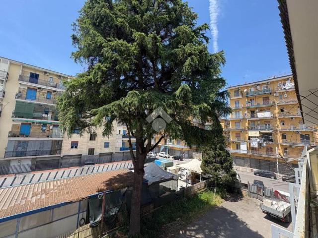 Appartamento in affitto a Arzano, Campania