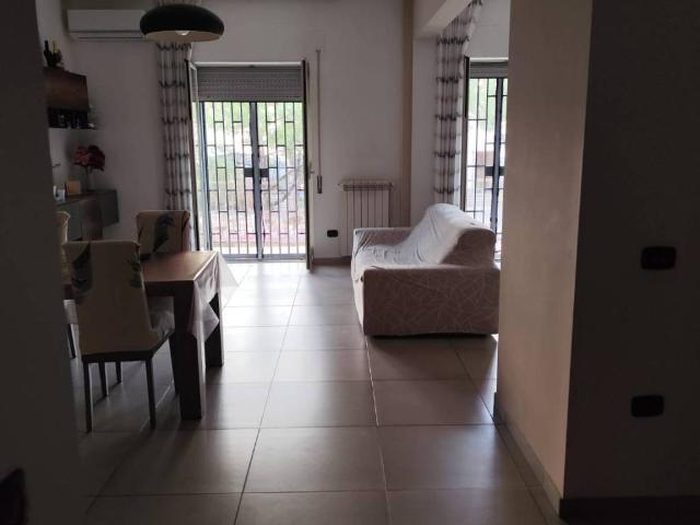 Appartamento in affitto a Arzano, Campania
