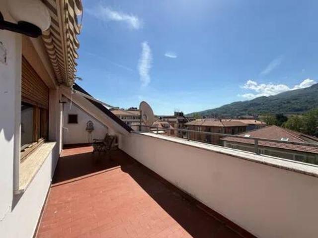 Appartamento in affitto a Campo Parignano, Marche