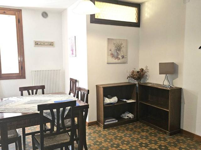 Appartamento in affitto a Fonte, Asolo