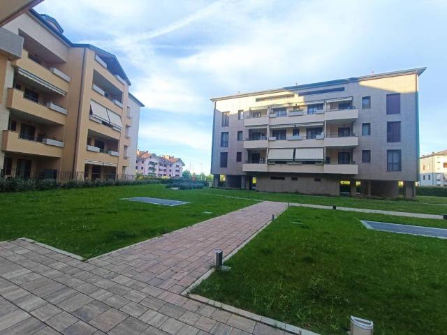 Appartamento in affitto a Cascina Bazzana, Assago