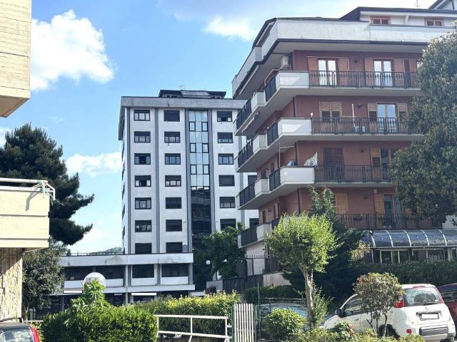 Appartamento in affitto a Avellino, Campania