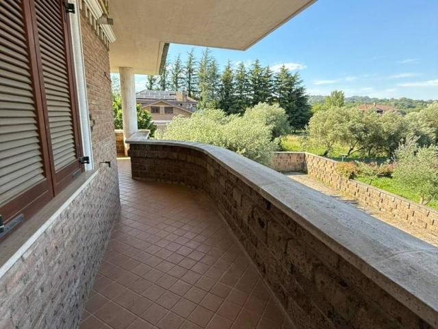 Appartamento in affitto a Partenio, Avellino