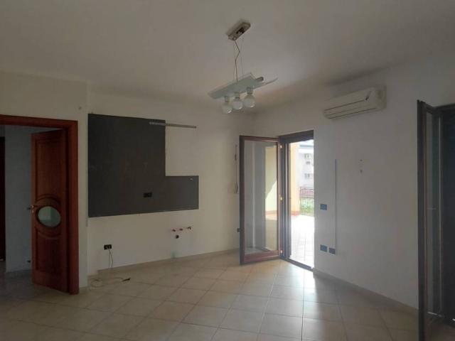 Appartamento in affitto a Aversa, Campania