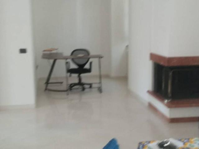 Appartamento in affitto a Borgo San Lorenzo, Aversa