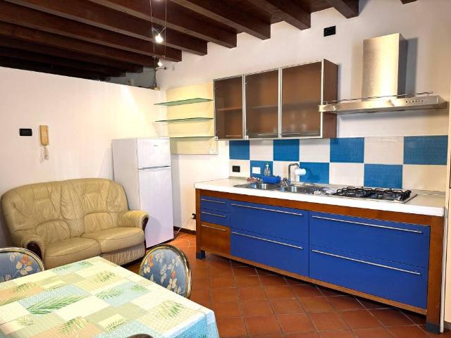 Appartamento in affitto a Azzano San Paolo, Bergamo