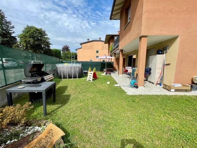 Appartamento in affitto a Azzate, Lombardia