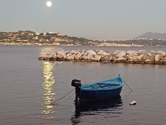 Appartamento in affitto a Bacoli, Campania