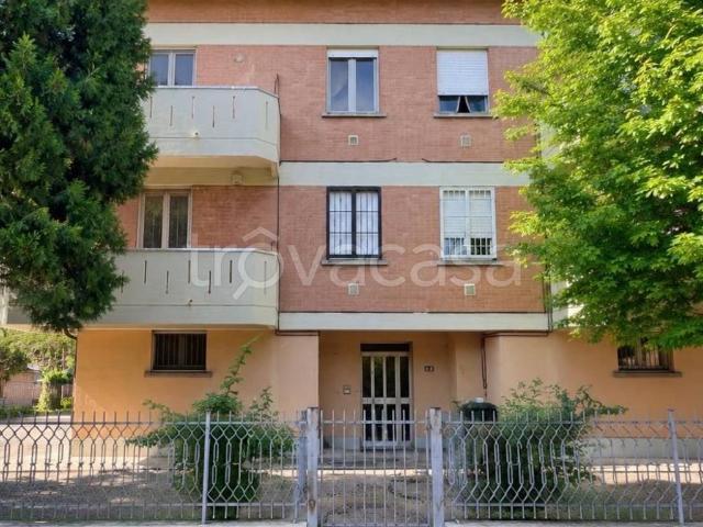 Appartamento in affitto a Terra di Mezzo, Re