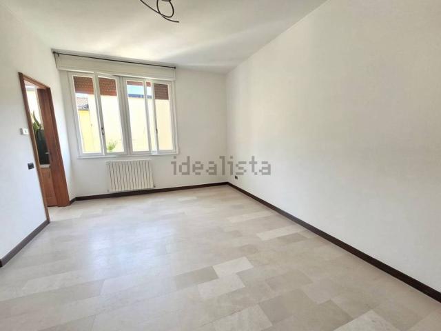 Appartamento in affitto a Tresinaro - Secchia, Re