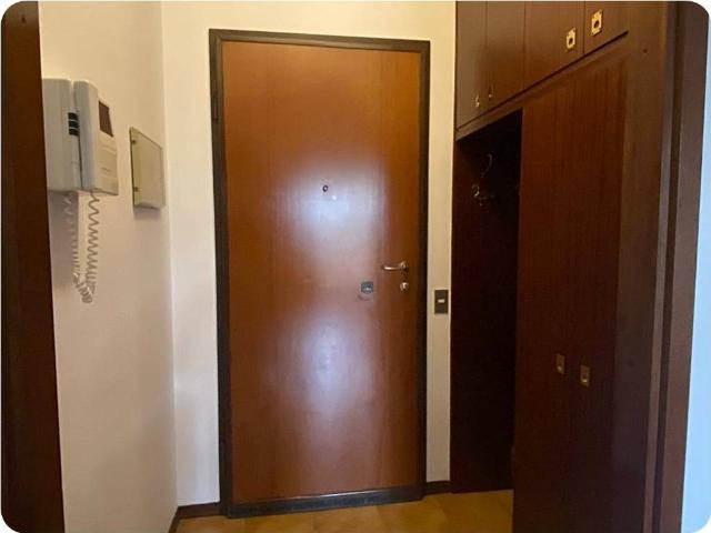 Appartamento in affitto a Baranzate, Lombardia