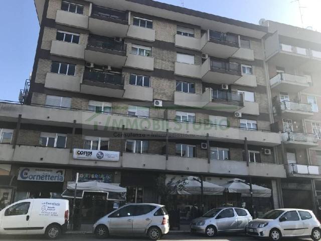 Appartamento in affitto a Municipio 2, Puglia