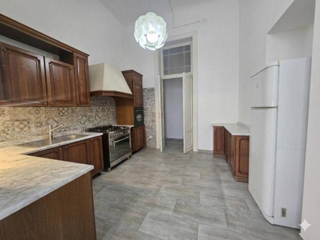 Appartamento in affitto a Municipio 1, Puglia