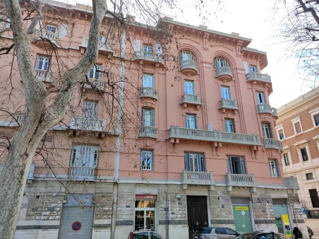 Appartamento in affitto a Municipio 1, Puglia