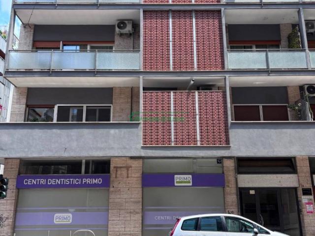 Appartamento in affitto a Municipio 1, Puglia