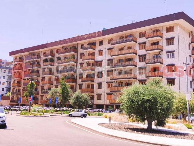 Appartamento in affitto a Municipio 2, Puglia