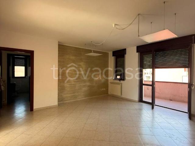 Appartamento in affitto a Calvi, Baronissi