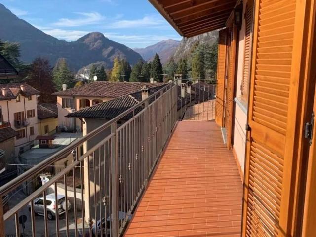 Appartamento in affitto a Campiano, Barzio