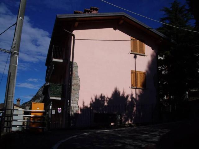 Appartamento in affitto a Campiano, Barzio