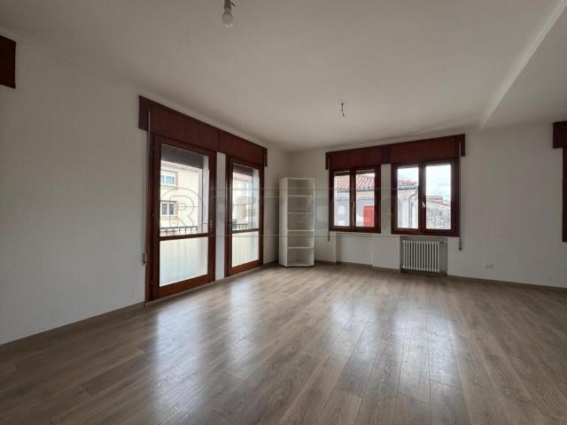 Appartamento in affitto a Angarano, Bassano Del Grappa