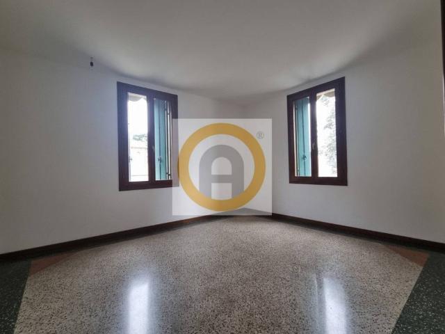 Appartamento in affitto a Pilastroni, Bassano Del Grappa