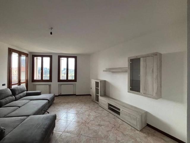 Appartamento in affitto a Angarano, Bassano Del Grappa