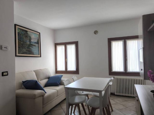 Appartamento in affitto a Centro Studi, Bassano Del Grappa