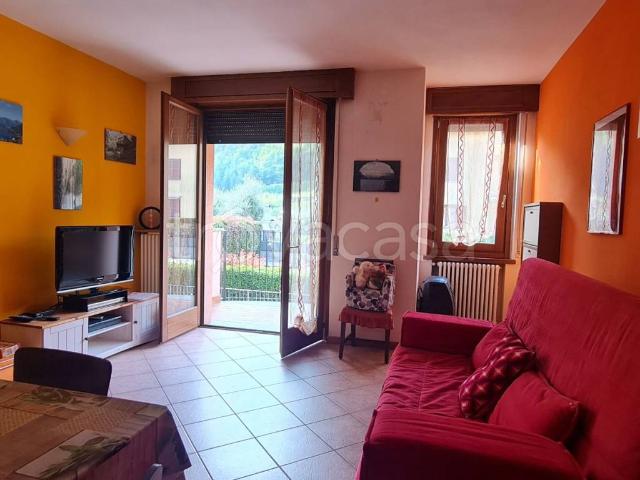 Appartamento in affitto a Bellano, Lombardia