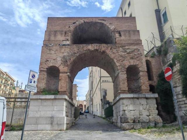 Appartamento in affitto a Benevento, Campania
