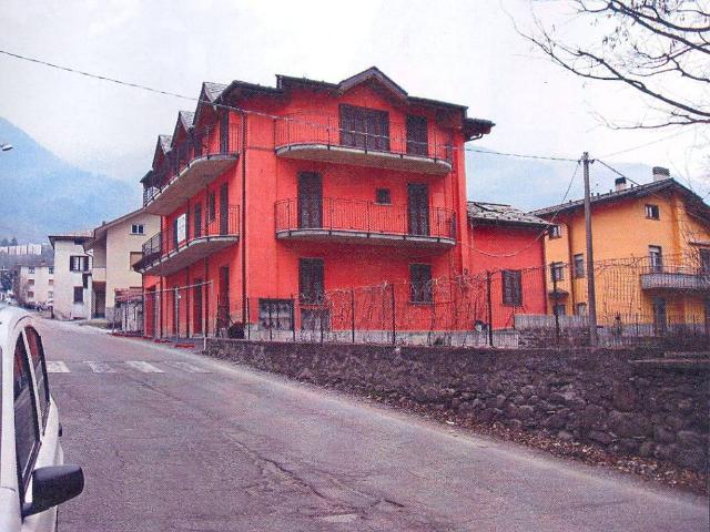 Appartamento in affitto a Berbenno di Valtellina, Sondrio