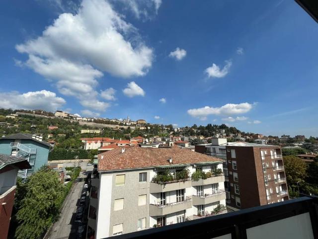 Appartamento in affitto a Città Alta, Bergamo