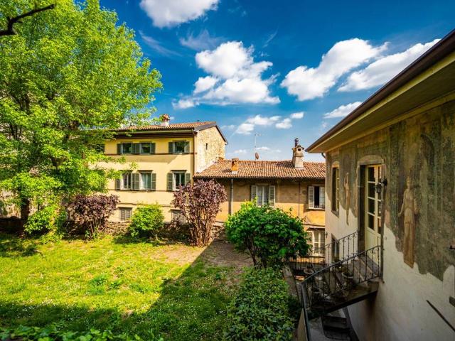 Appartamento in affitto a Città Alta, Bergamo