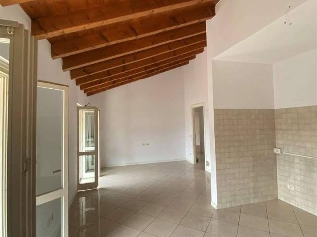Appartamento in affitto a Loreto, Bergamo